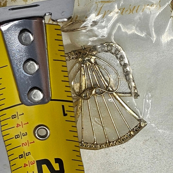 Angel Brooch Pin Set of Three Capiz Shell Goldtone Vintage Golden Treasures New - Picture 7 of 8